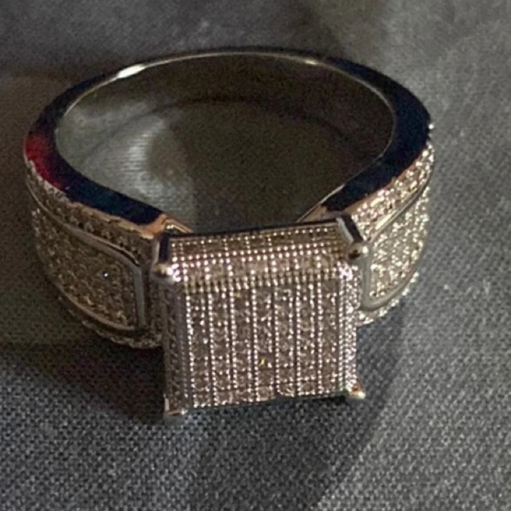 Fashion luxury bling iced out geometric CZ silver tone faux  diamonds ring - Picture 4 of 7
